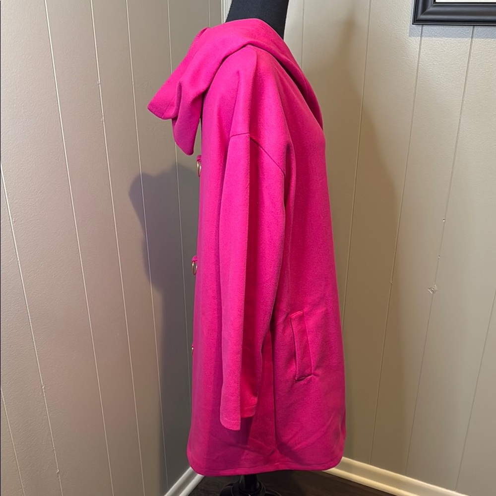 B1 Vibrant Pink Women's 3XL Hooded Coat with Back Ring Embellishments - Picture 2 of 7
